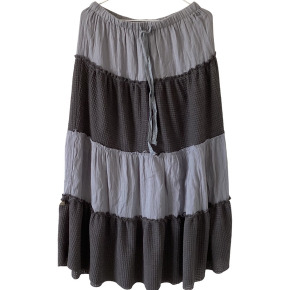 POL Dresses & Skirts - POL Boho Tiered Midi Skirt Gray Colorblock Elastic Waist Cottagecore Small